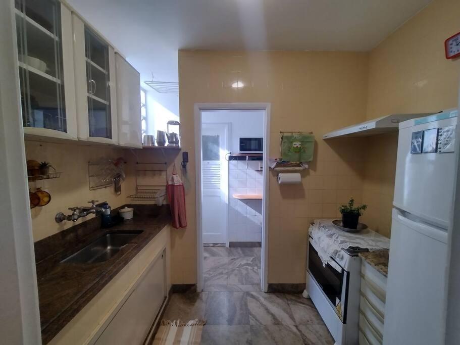 קאבו פריו Apartamento Praia Do Forte מראה חיצוני תמונה